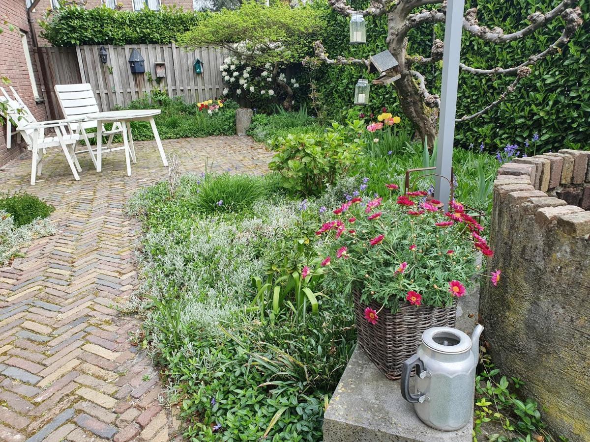 B&B De Loeff Waalwijk Bagian luar foto